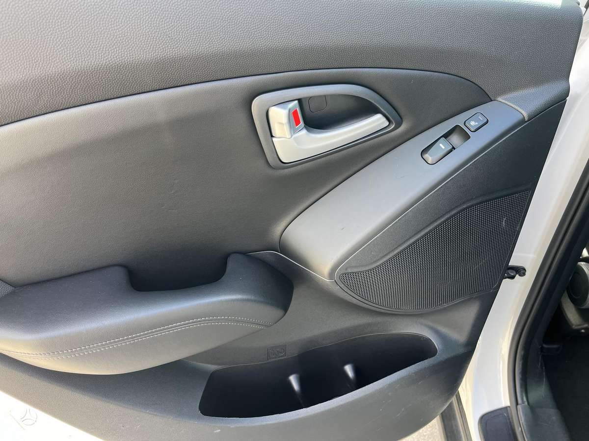 Hyundai ix35 2014 — photo 13