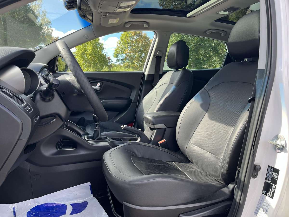 Hyundai ix35 2014 — photo 19