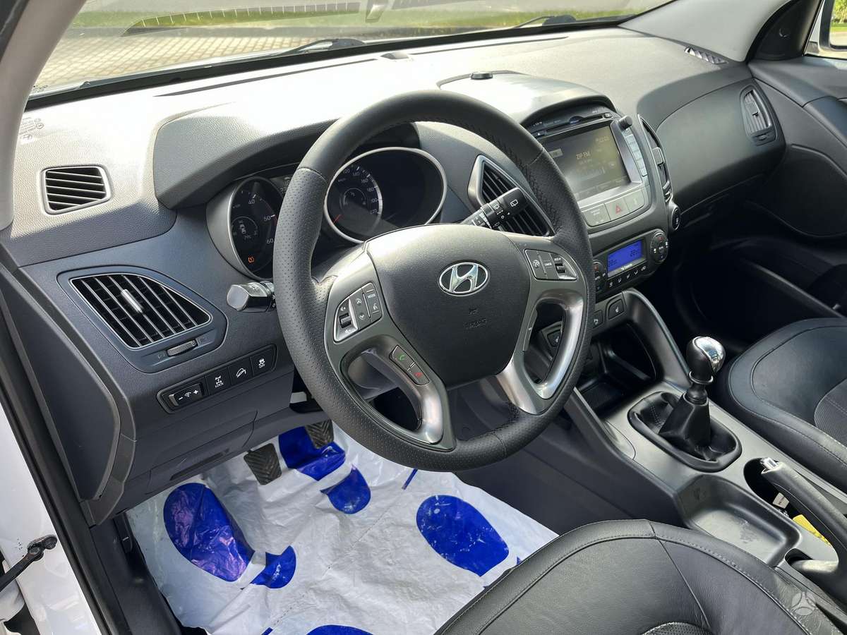 Hyundai ix35 2014 — photo 21