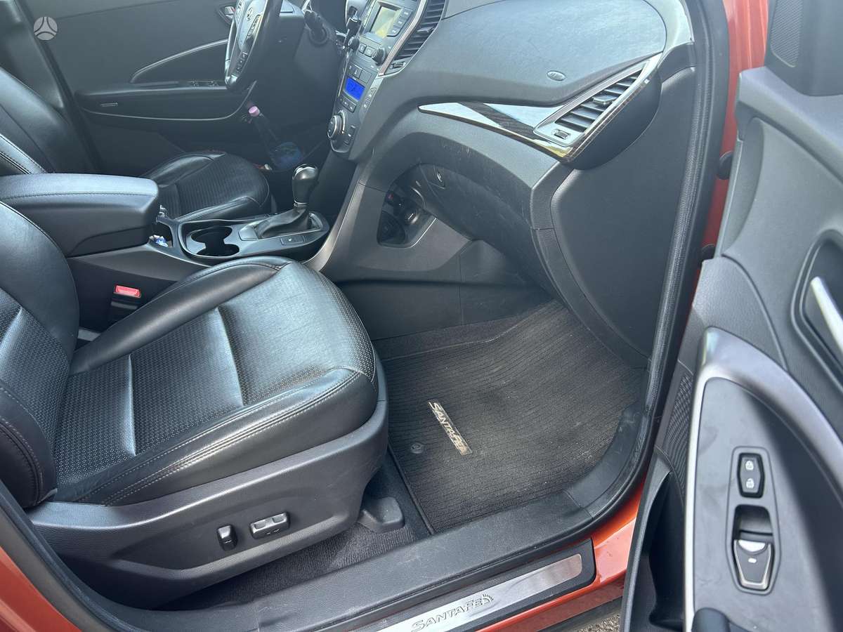 Hyundai Santa 2013 — photo 12