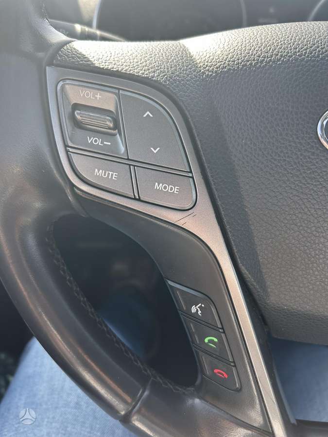 Hyundai Santa 2013 — photo 13