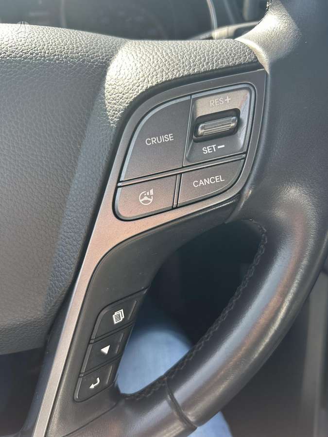 Hyundai Santa 2013 — photo 14