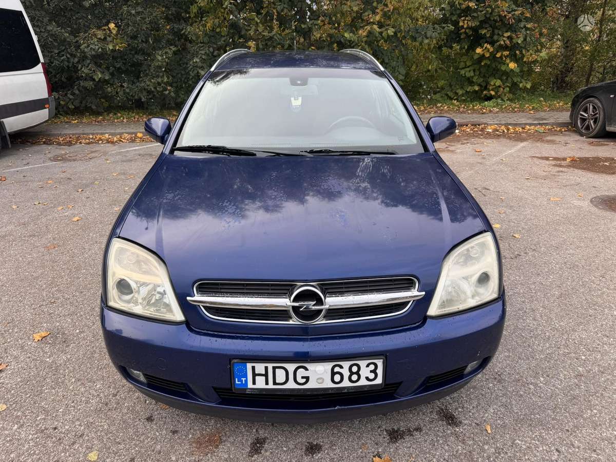 Opel Vectra 2004 — вигляд ззаду
