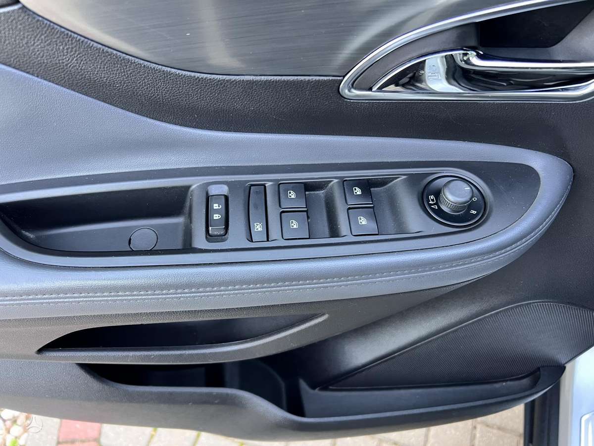 Opel Mokka 2014 — photo 26
