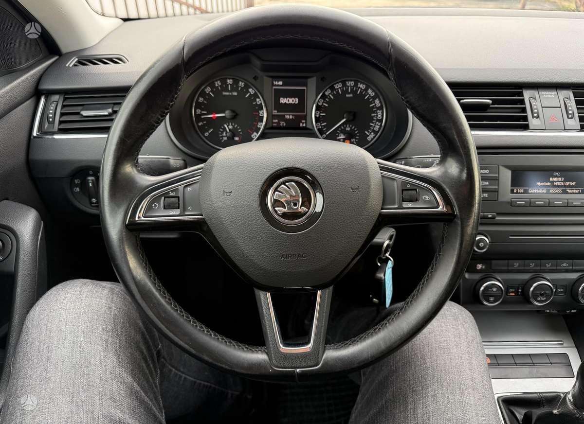 Skoda Octavia 2014 — фото 10