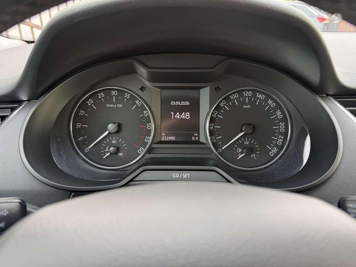 Skoda Octavia 2014 — фото 11