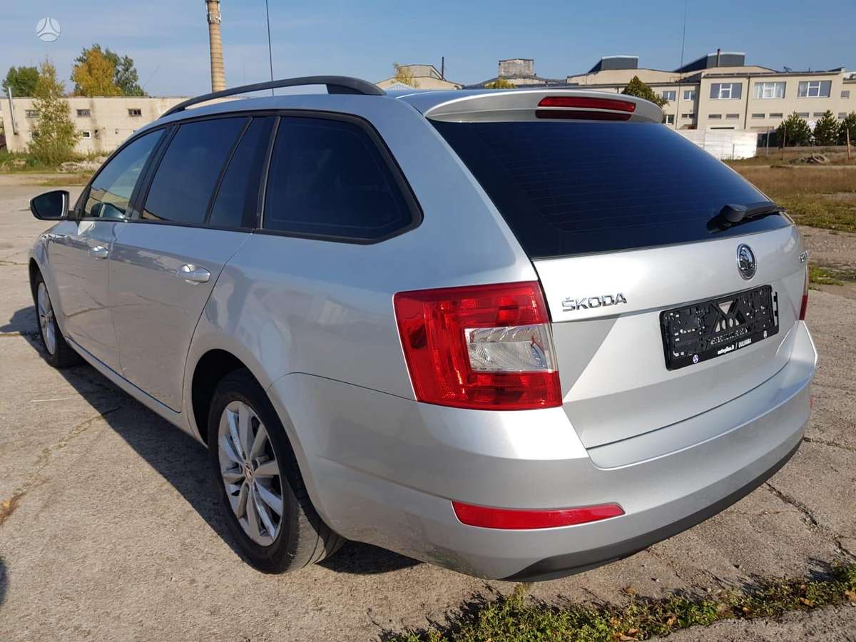 Skoda Octavia 2014 — двигун 1598 cm³, 105 HP (77kW)