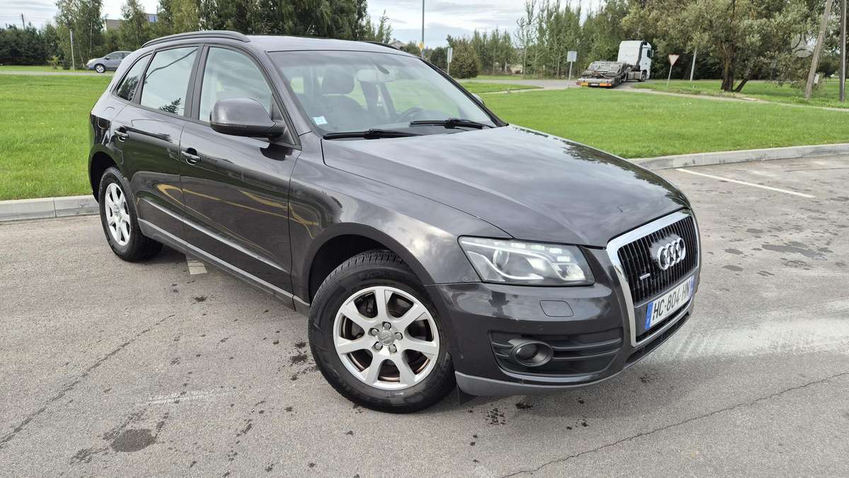 Audi Q5 2011 — photo 11