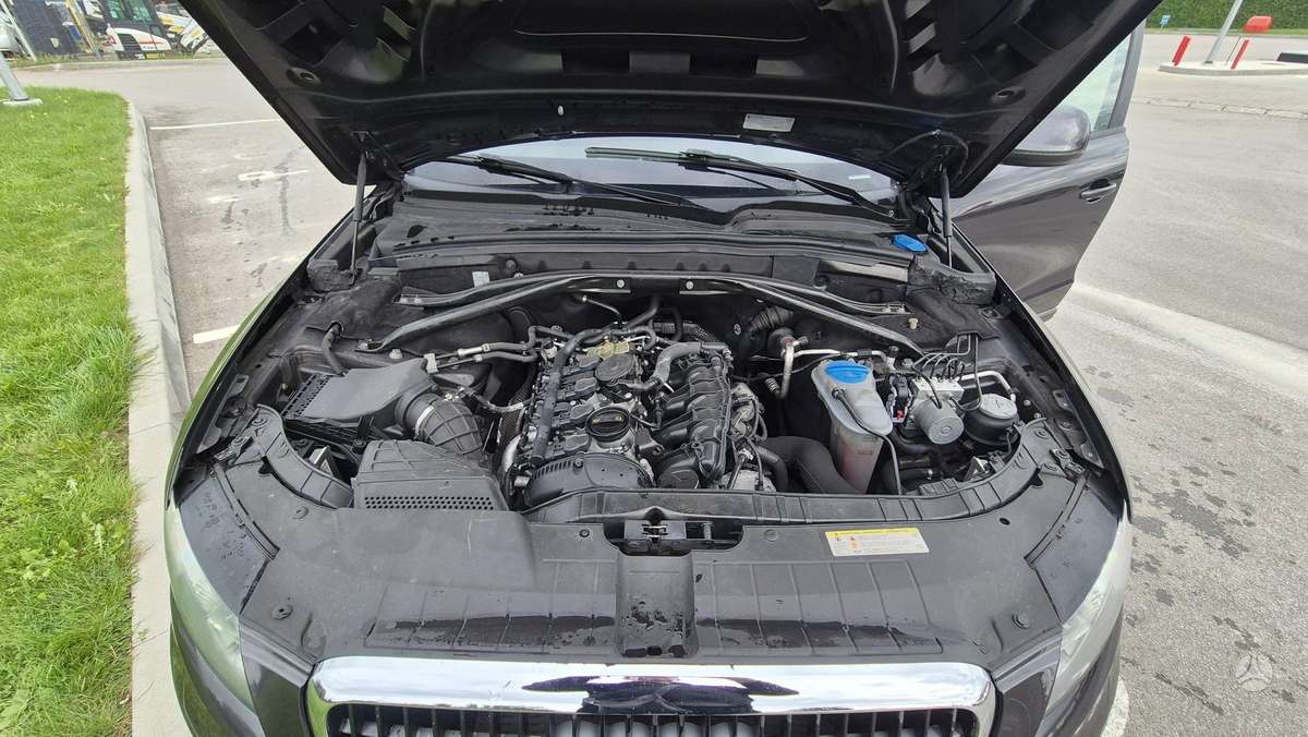 Audi Q5 2011 — photo 23