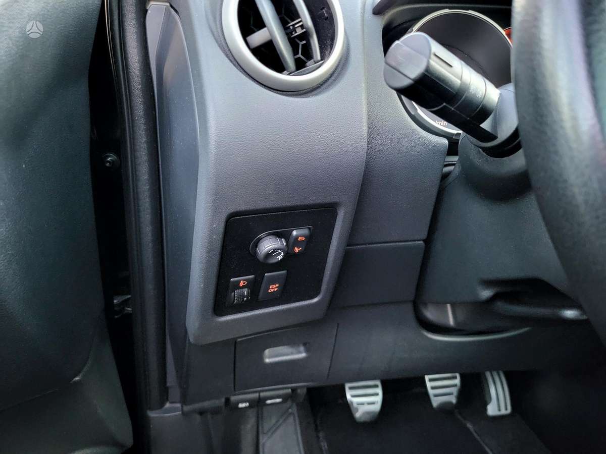 Nissan Qashqai 2009 — фото 25