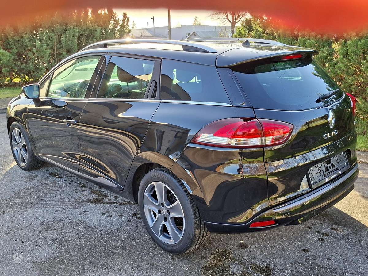 Renault Clio 2015 — салон