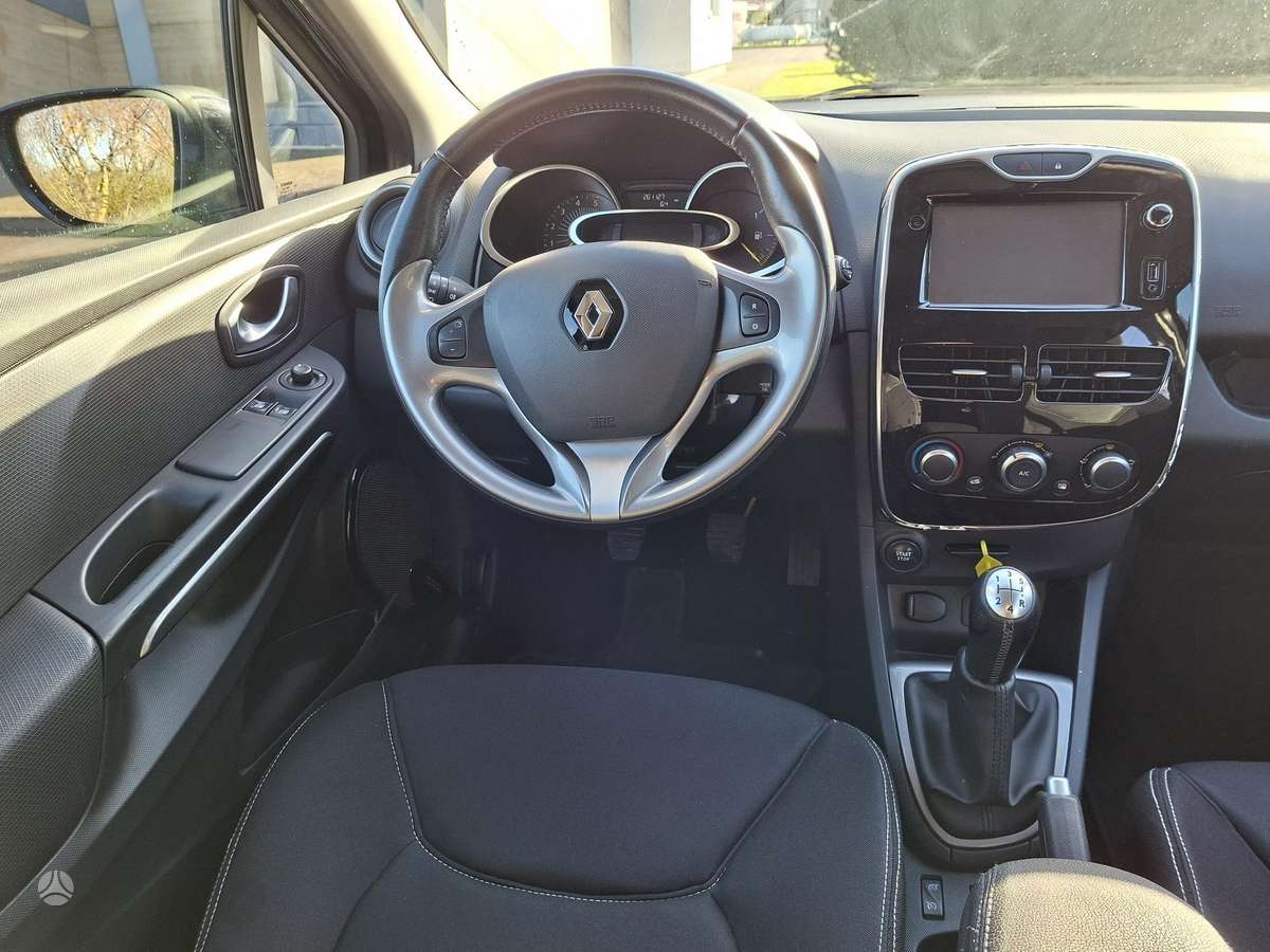 Renault Clio 2015 — фото 5