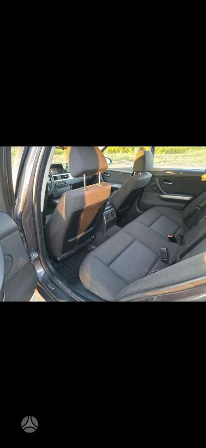 BMW 320 2005 — photo 10