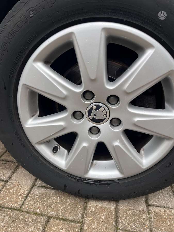 Skoda Yeti 2015 — photo 15