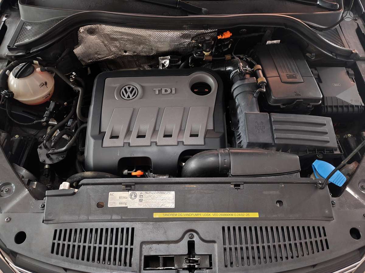 Volkswagen Tiguan 2012 — photo 14