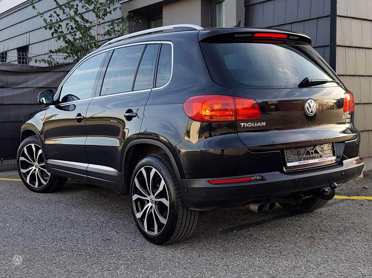 Volkswagen Tiguan 2012 — engine 2000 cm³, 140 HP (103kW)