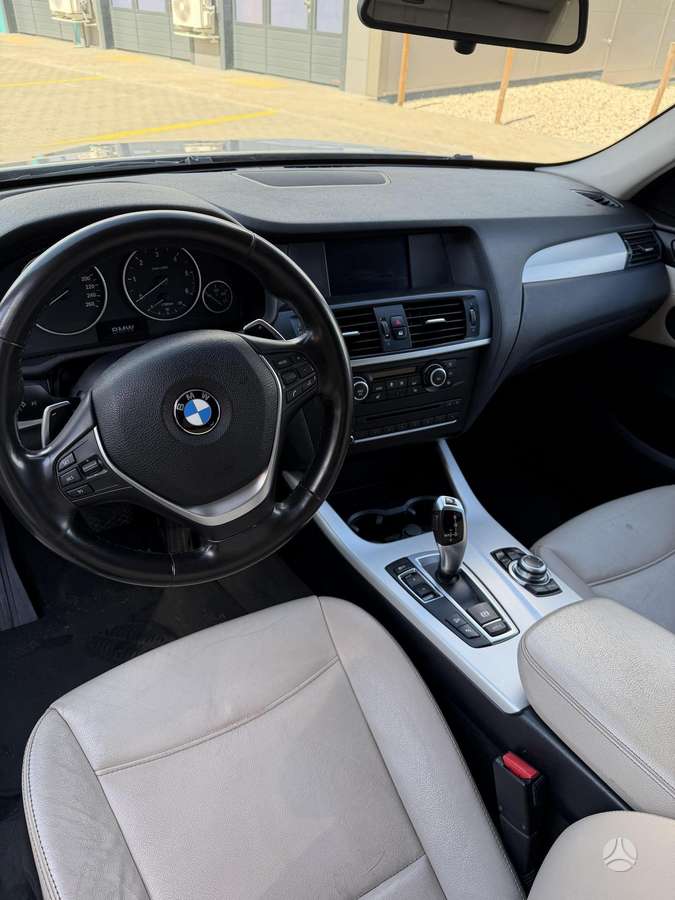 BMW X3 2012 — photo 8