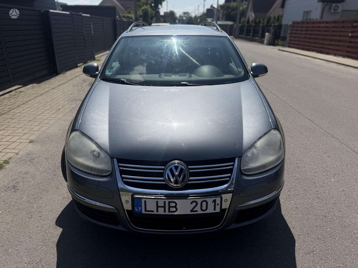 Volkswagen Golf 2009 — вигляд ззаду