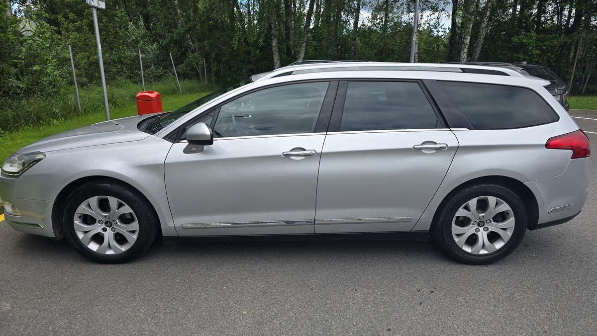 Citroen C5 2012 — photo 11