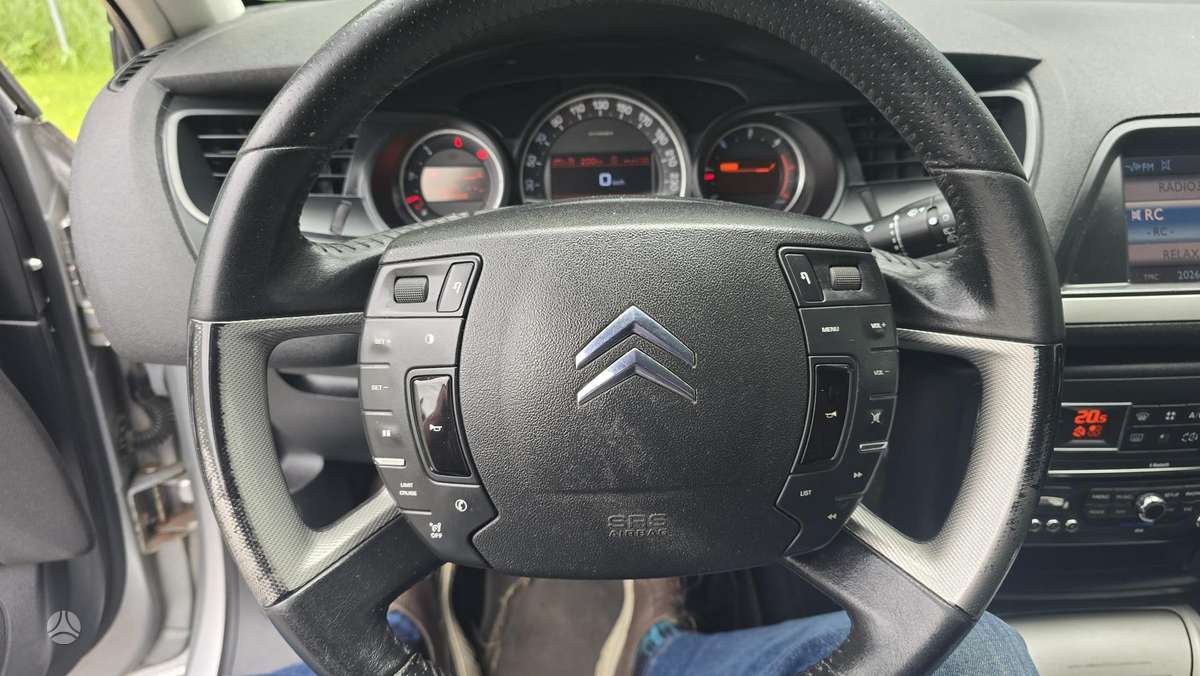 Citroen C5 2012 — photo 19