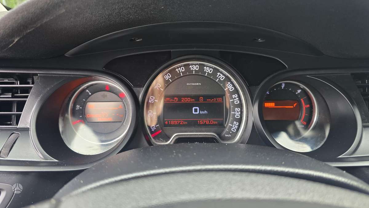Citroen C5 2012 — photo 20