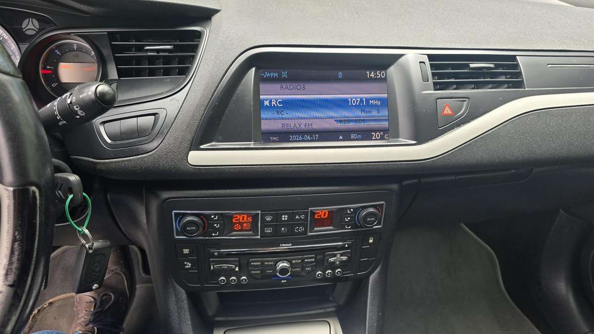 Citroen C5 2012 — photo 22