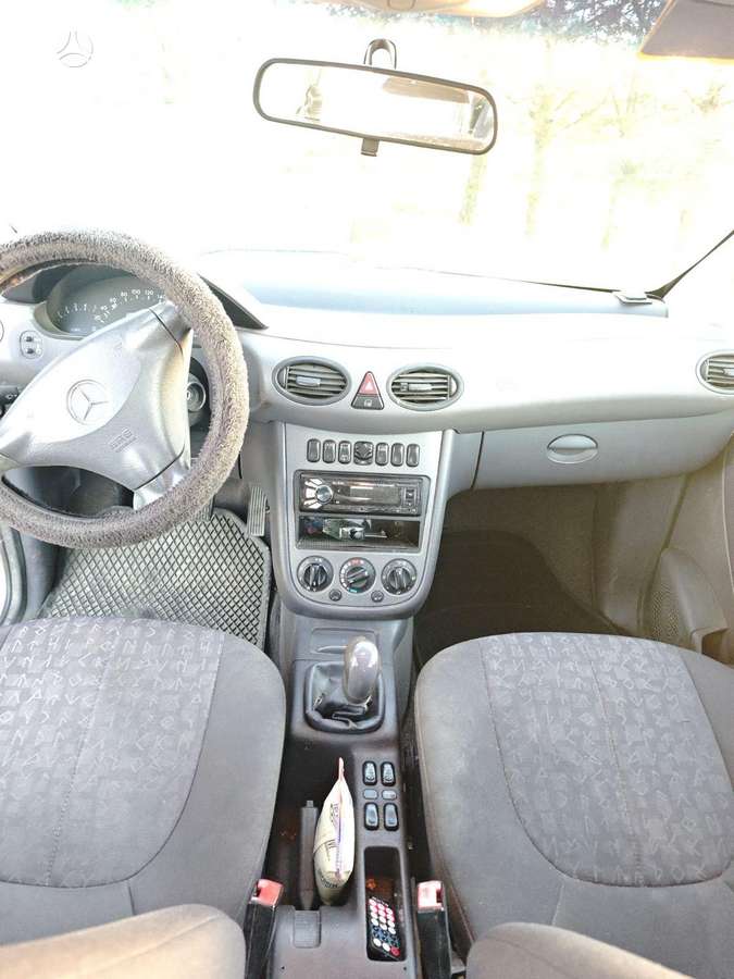 Mercedes-Benz A170 2004 — photo 6
