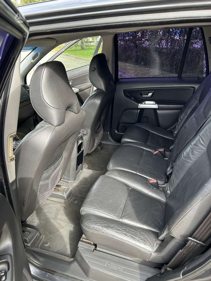 Volvo XC90 2005 — photo 11