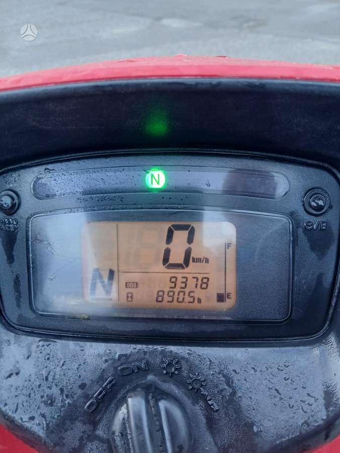 Suzuki KingQuad 2007 — салон