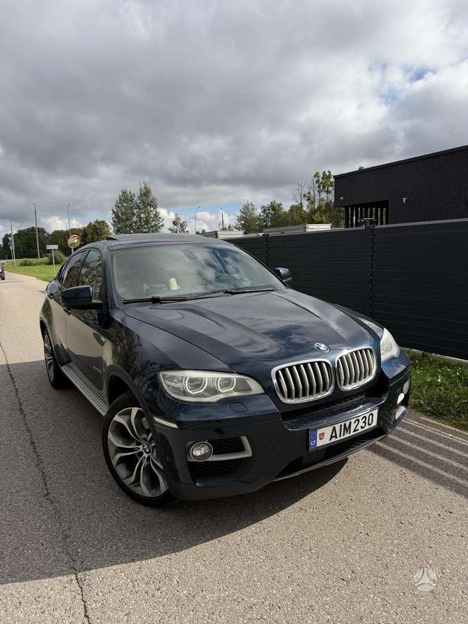 BMW X6 2014 — rear view