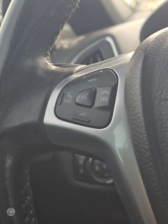 Ford B-MAX 2012 — photo 15