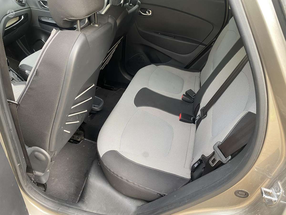 Renault Captur 2015 — photo 12
