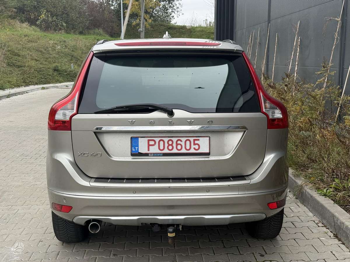 Volvo XC60 2014 — двигун 1984 cm³, 136 HP (100kW)