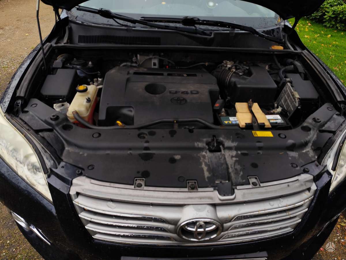 Toyota RAV4 2012 — photo 6