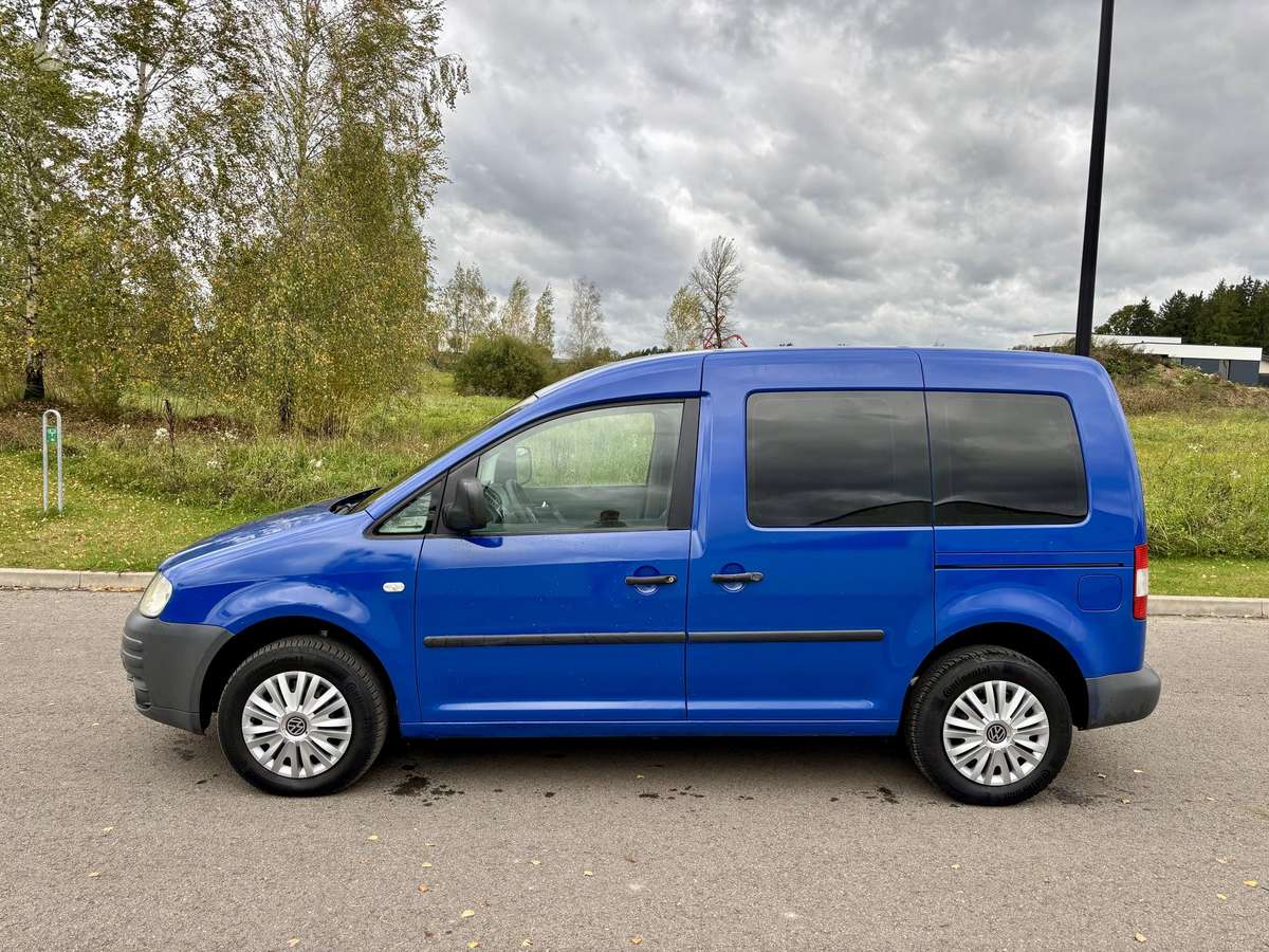 Volkswagen Caddy 2007 — rear view