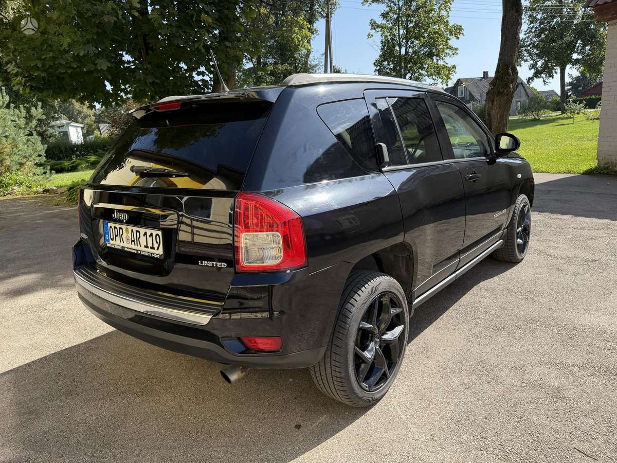Jeep Compass 2012 — engine 2143 cm³, 163 HP (120kW)