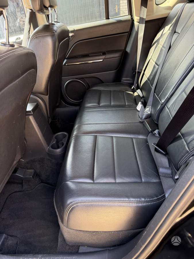Jeep Compass 2012 — photo 6