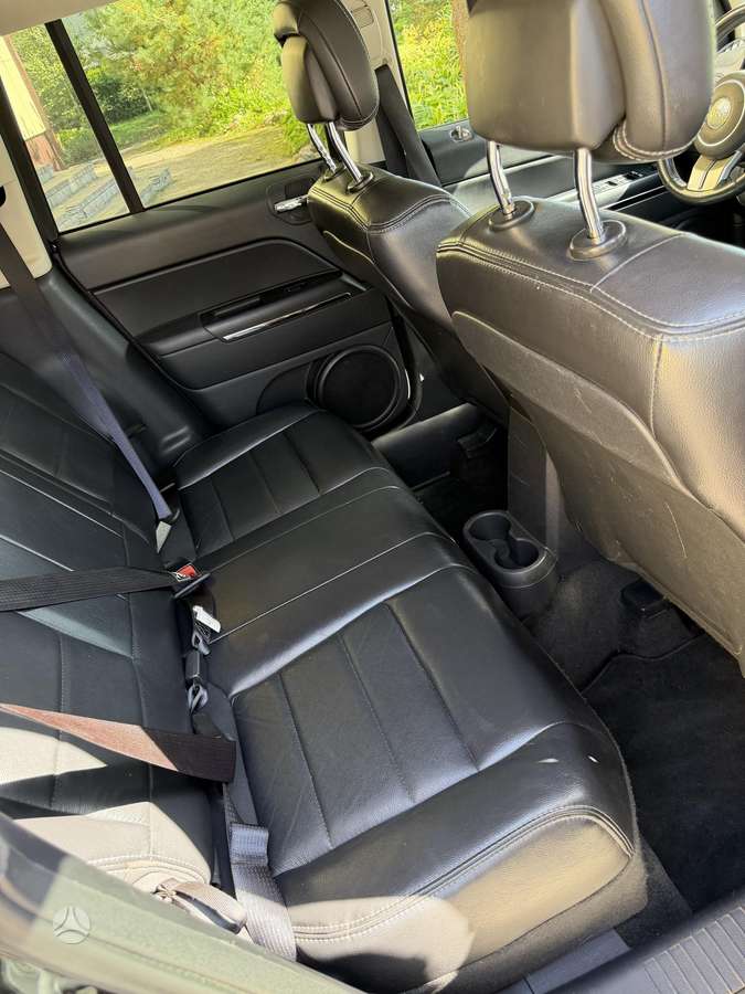 Jeep Compass 2012 — photo 7