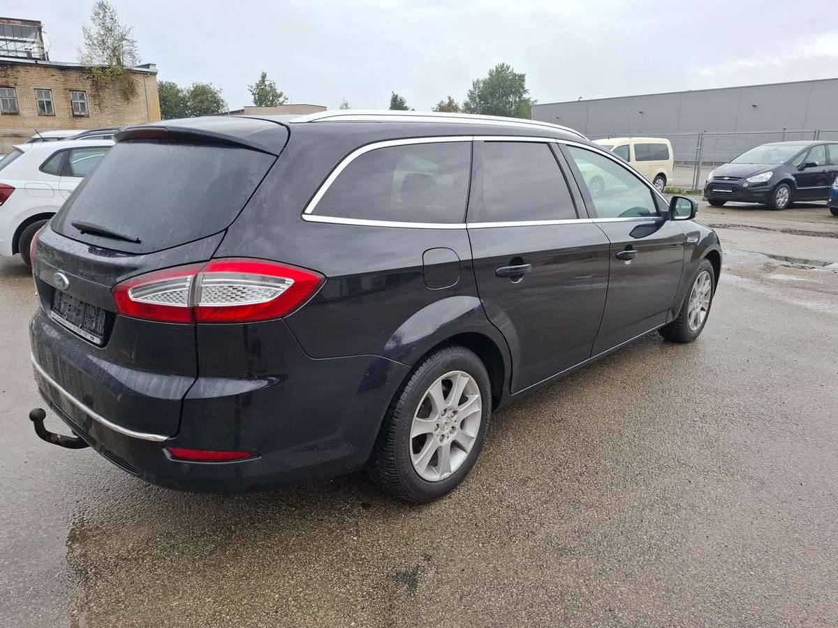 Ford Mondeo 2013 — photo 6