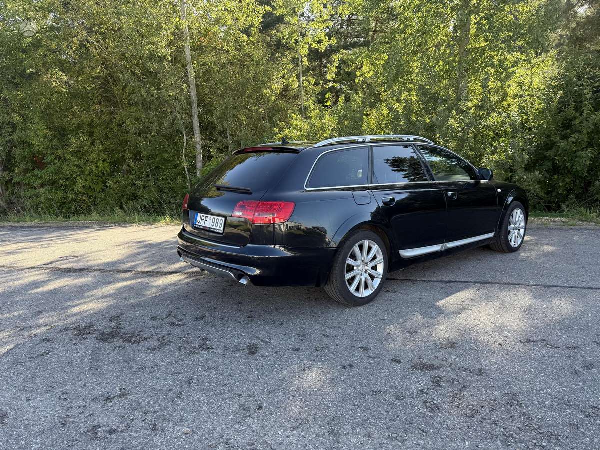 Audi A6 2008 — салон