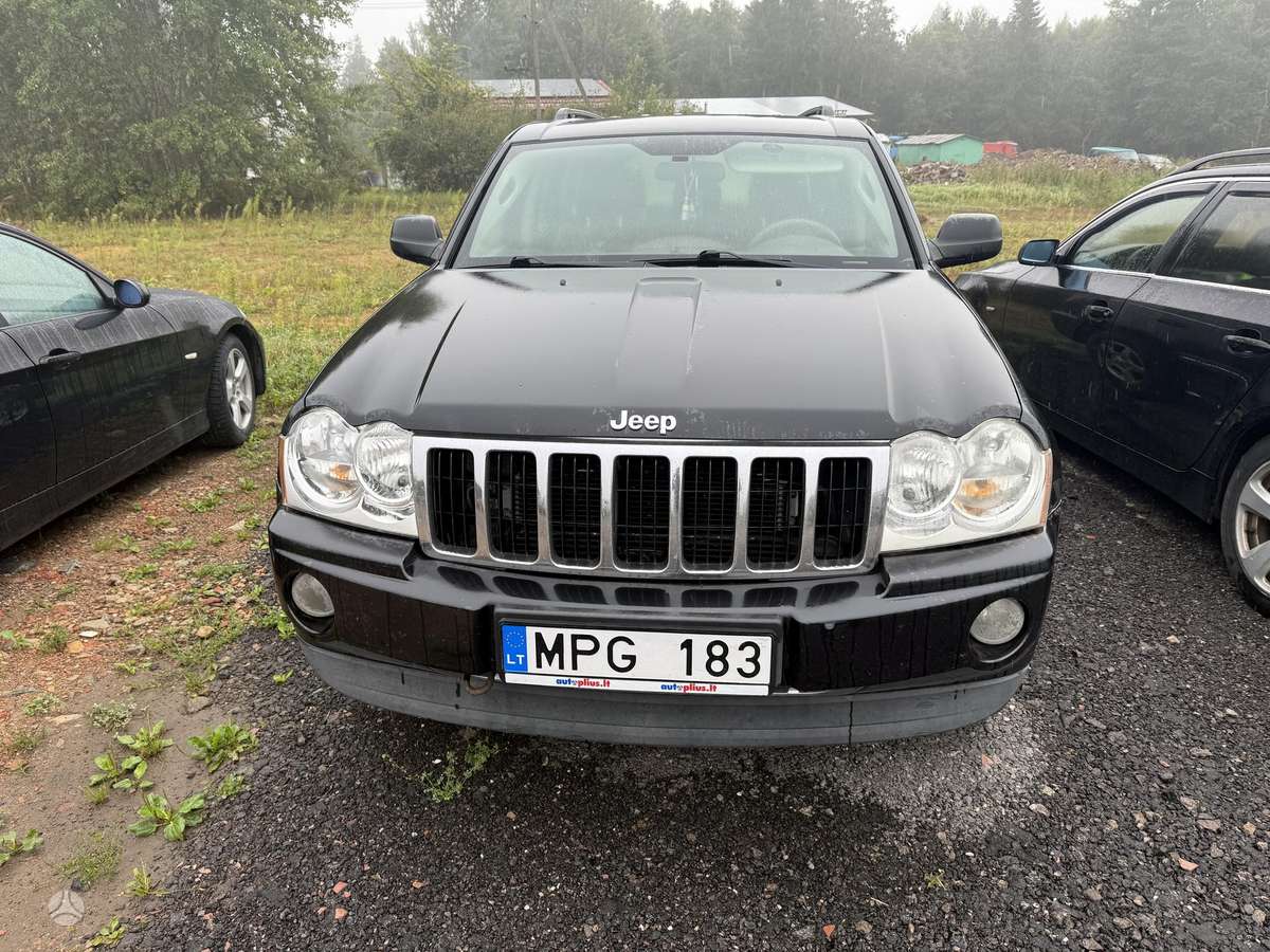 Jeep Grand 2005 — вигляд ззаду