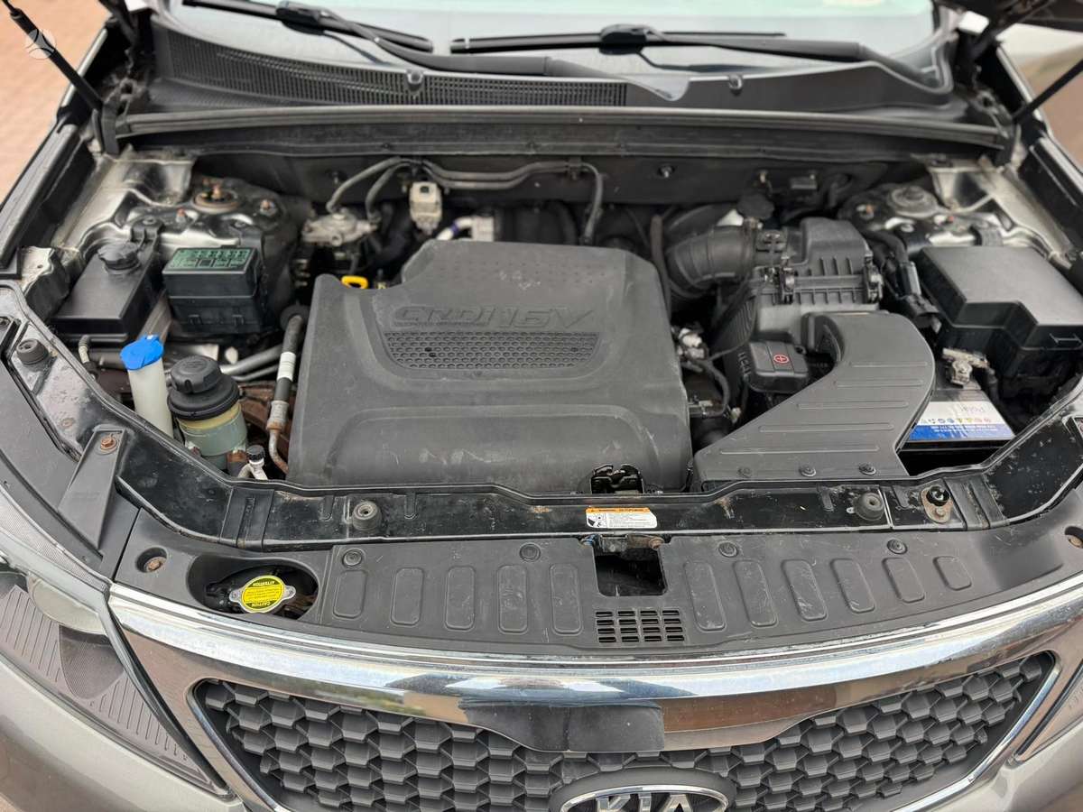 Kia Sorento 2012 — photo 19