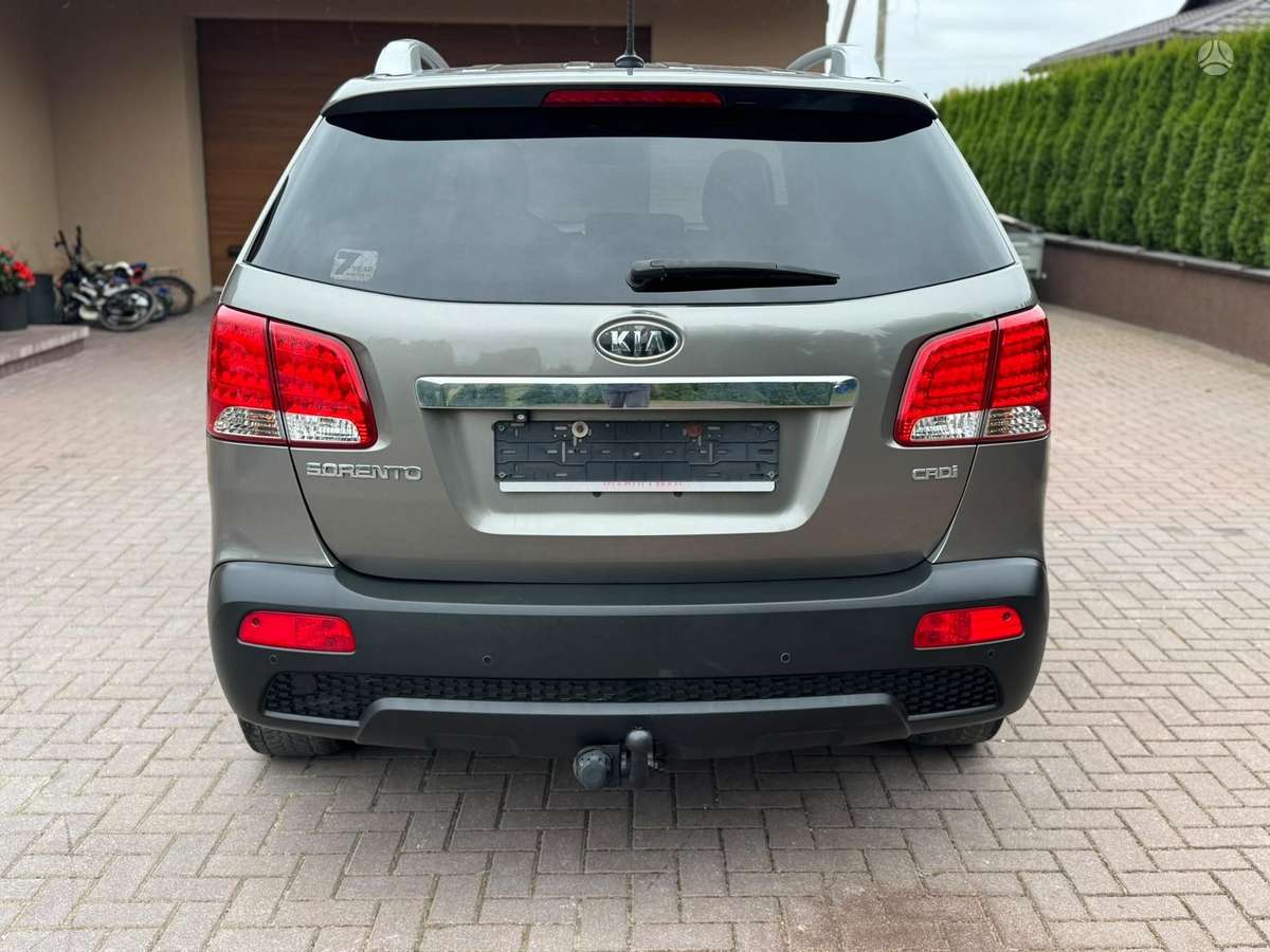 Kia Sorento 2012 — photo 8