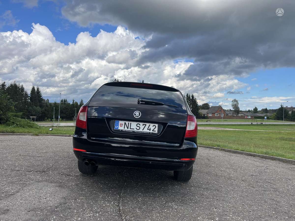 Skoda Superb 2011 — двигун 1968 cm³, 170 HP (125kW)