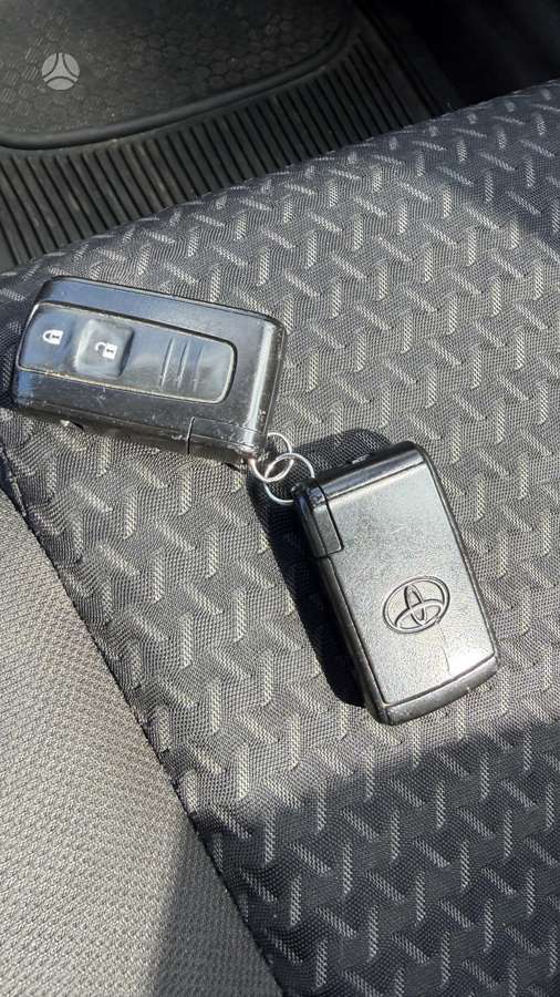 Toyota Corolla 2009 — photo 28