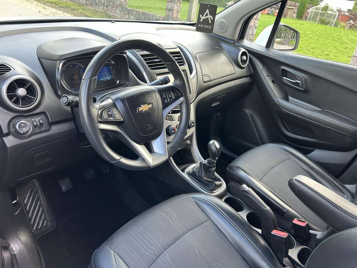 Chevrolet Trax 2013 — photo 24