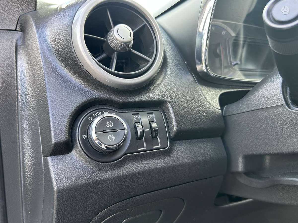 Chevrolet Trax 2013 — photo 31