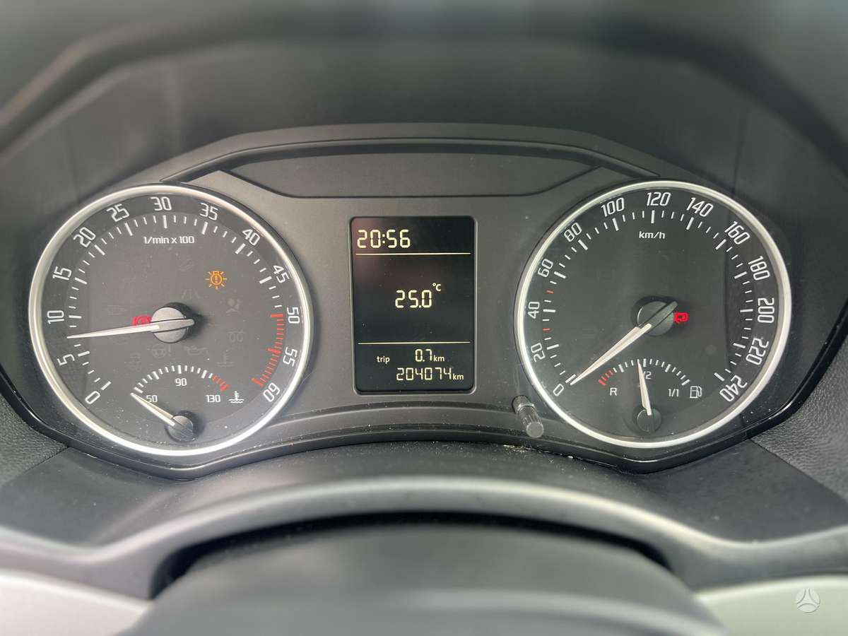 Skoda Octavia 2012 — photo 11