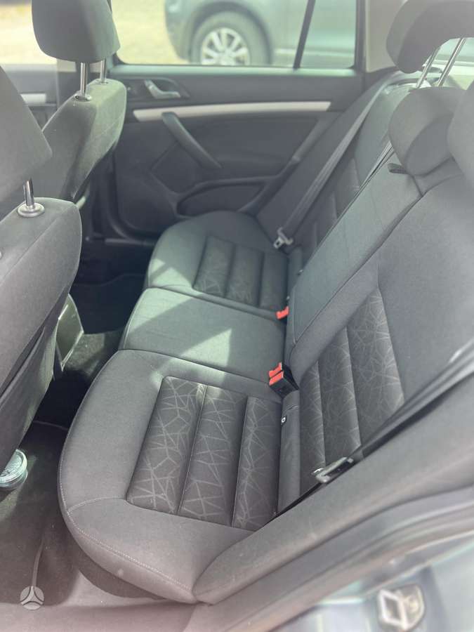 Skoda Octavia 2012 — photo 17