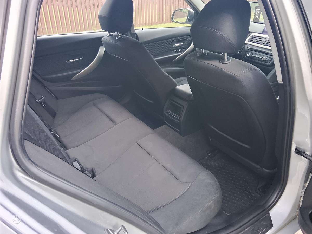 BMW 320 2014 — photo 13
